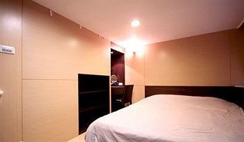 Lucky Apartment-Ximen 臺北 外观 照片